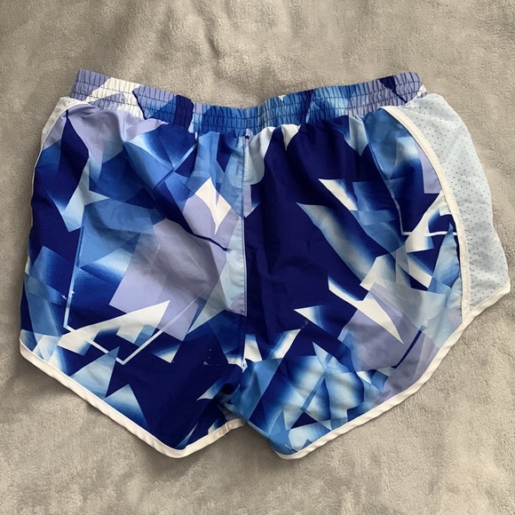 Athletic Shorts - Picture 3 of 4